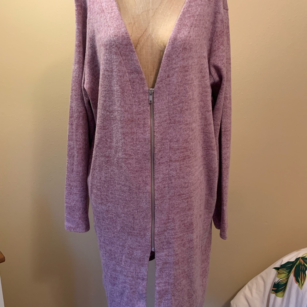 D&Co women's zip cardigan